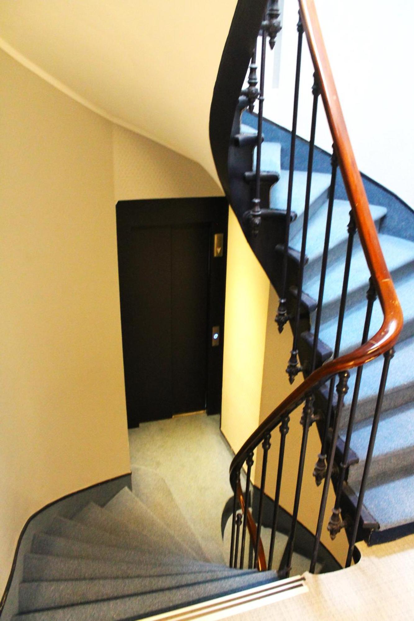 Avia Hotel Saphir Montparnasse Paris Eksteriør billede